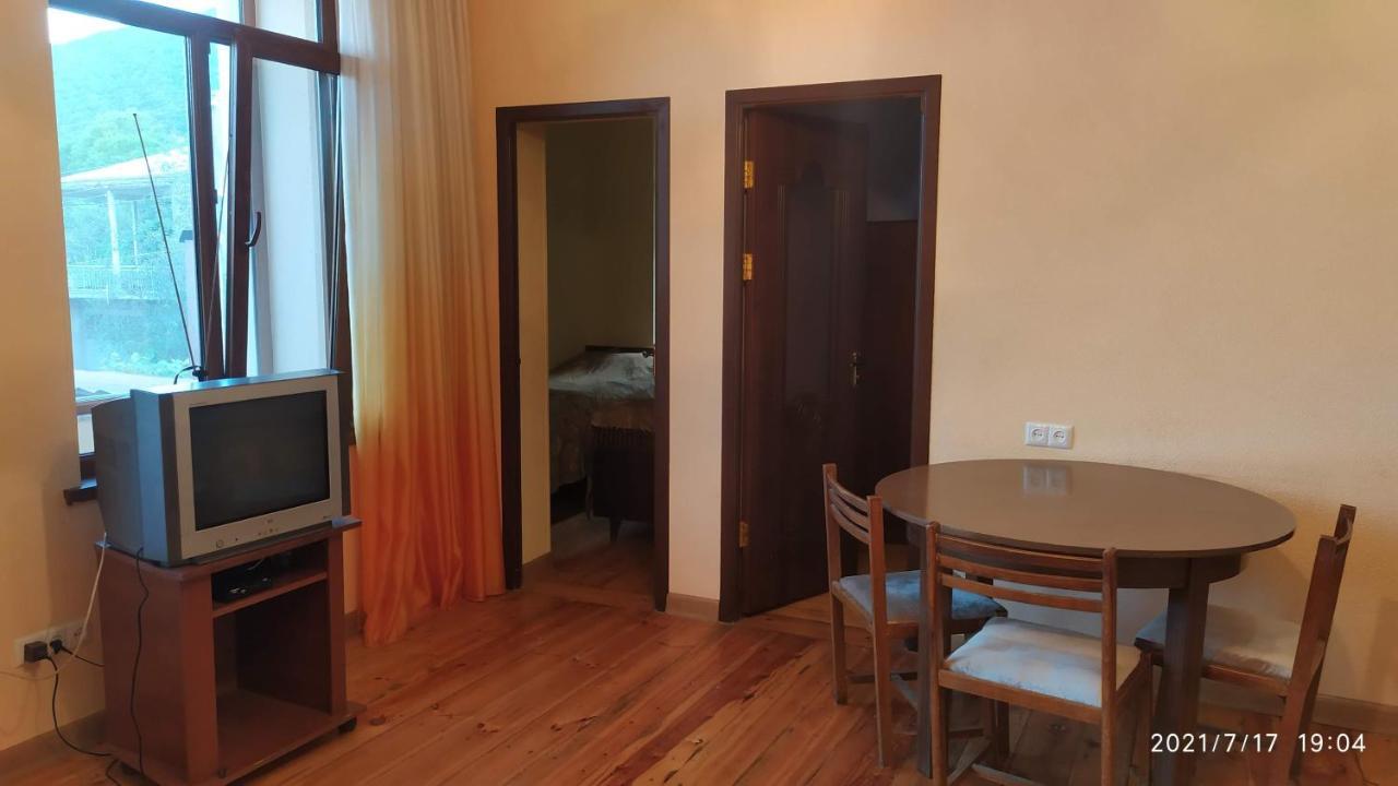 Verishen Guest House B&B Goris Exteriér fotografie